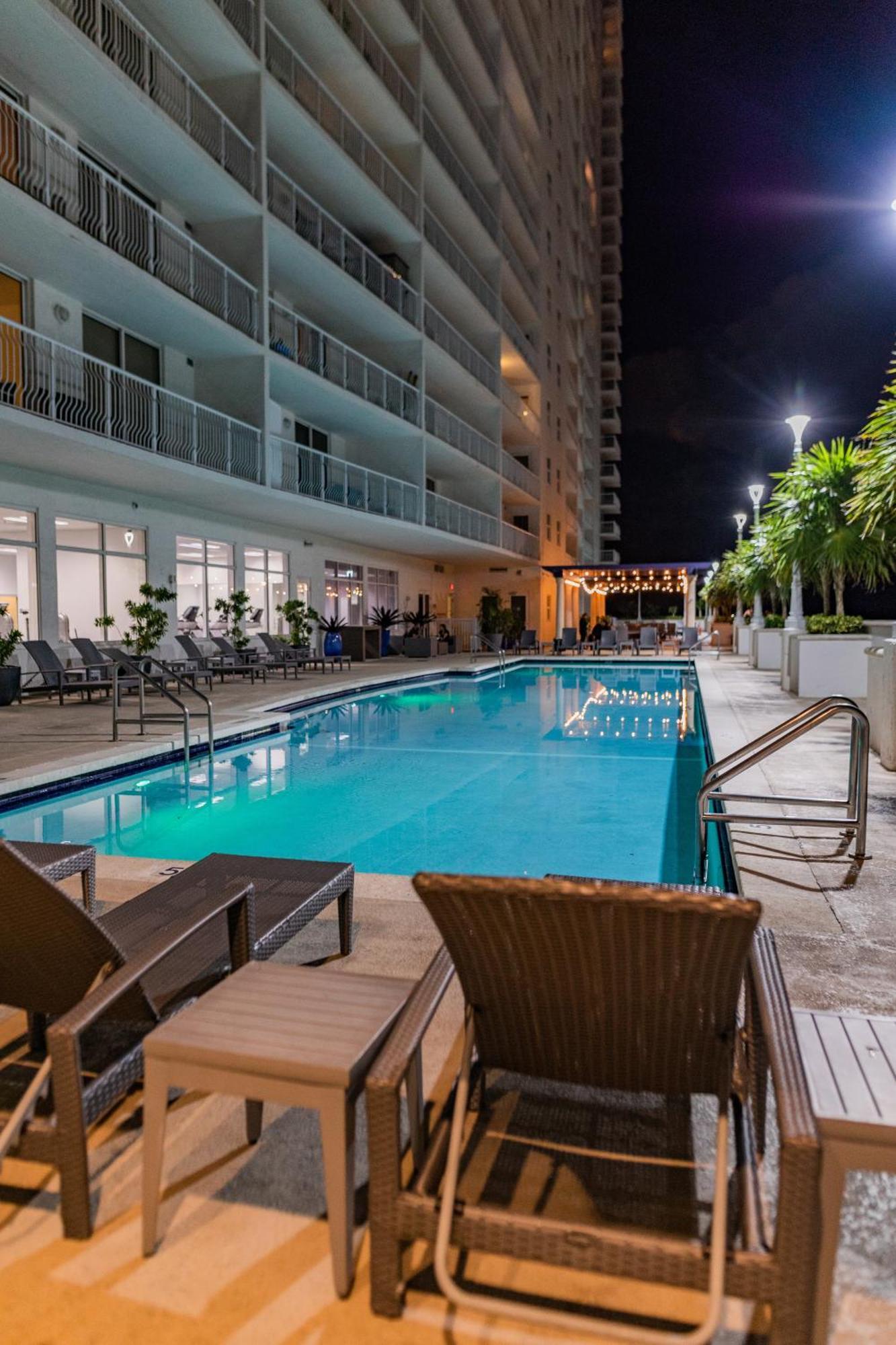 Two Bedroom Oceanview Apartment In Brickell Майами Экстерьер фото